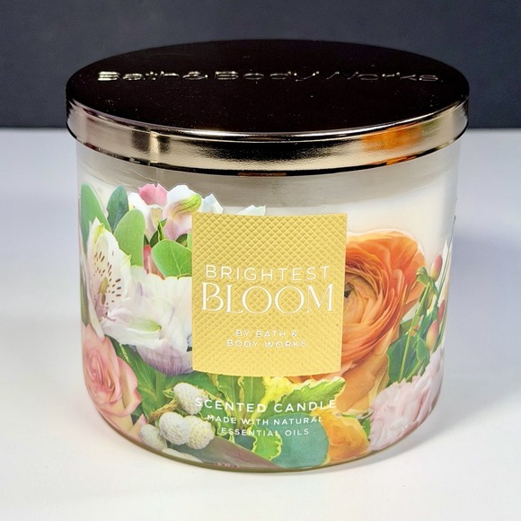 Bath & Body Works Brightest Bloom 3 Wick Scented Candle Floral 14.5 oz NEW - Picture 2 of 10